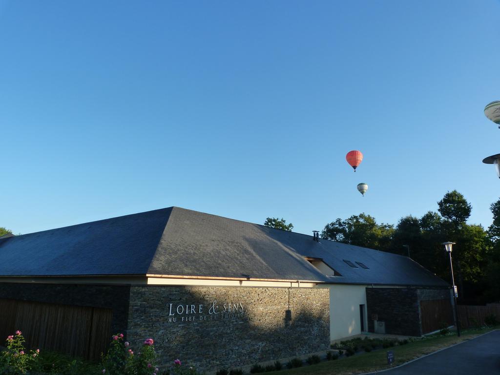 Loire & Sens Hotel Juigne-sur-Loire Eksteriør billede